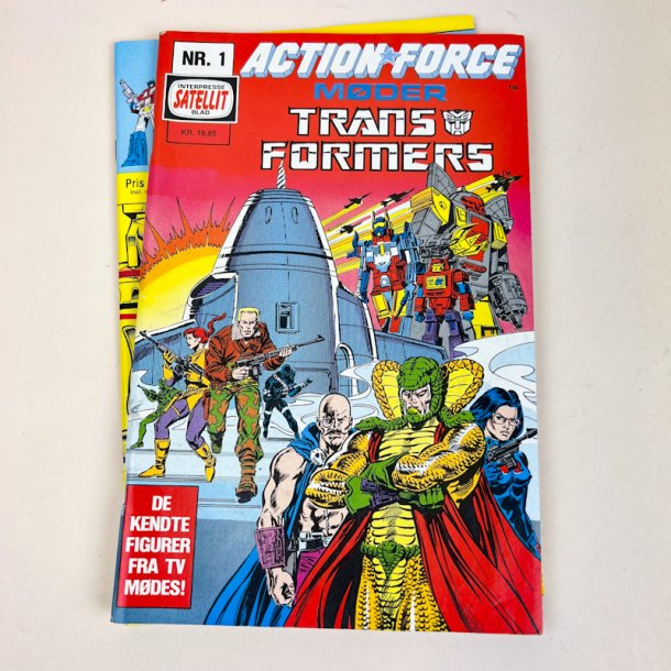 To Transformers retro tegneserieblade