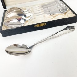 Sechs Teelffel mit franzsischer Lilie  versilbert