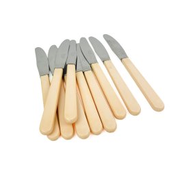 Ti lyse retro middagsknive