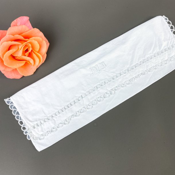 Hvidt vintage omslag med orkeret kant