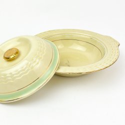 Servierschale mit Deckel. - Royal Adams Ivory, England.
