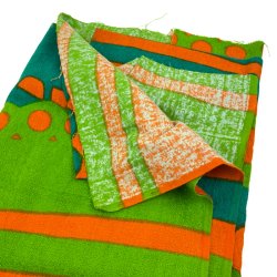 Gr�nt retro frott�stof