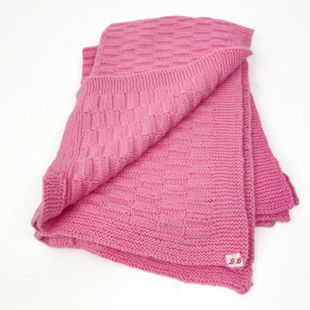 To rosa vintage k�kkenh�ndkl�der