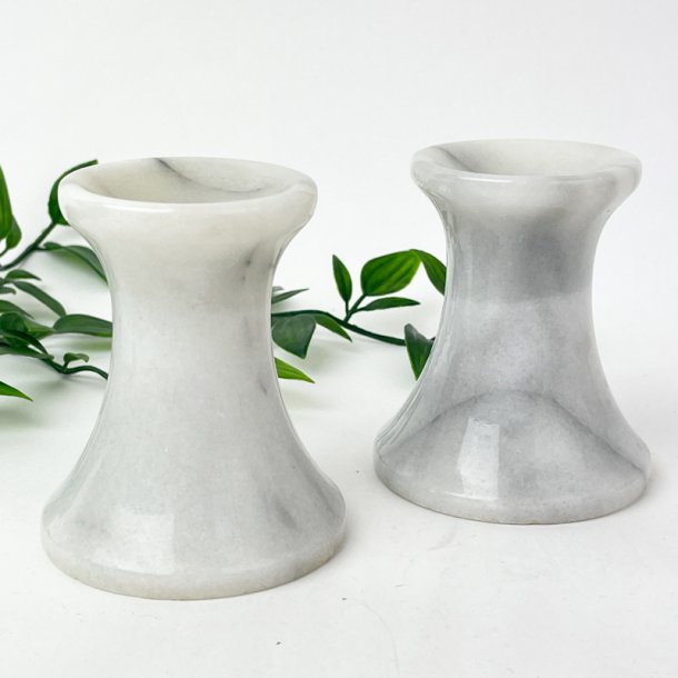 Zwei Retro Kerzenhalter aus Marmor