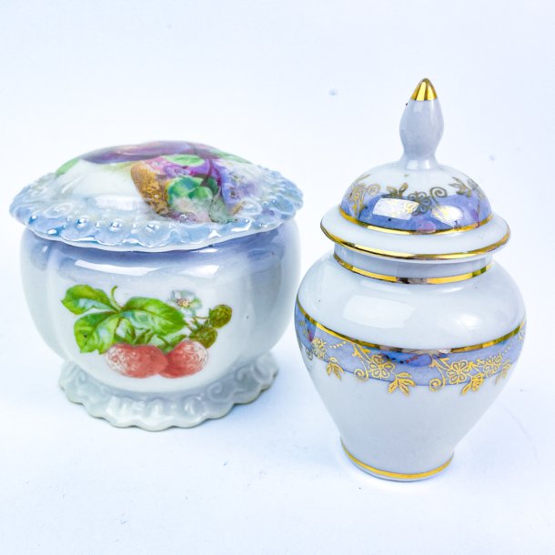 To sm vintage porcelnskrukker