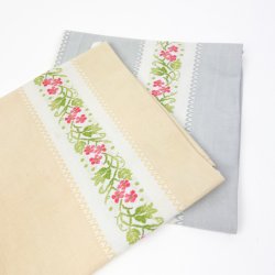 To blomstrede vintage viskestykker