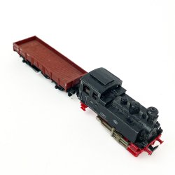 N-Spur Dampflok und Gterwagen