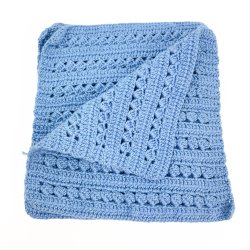 Acht blaue gehkelte Zwischenlegservietten