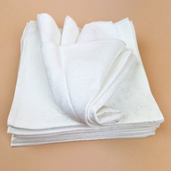 Tolv hvide vintage damask mundservietter