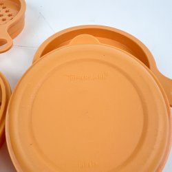 Tre retro Tupperware k�kkenredskaber