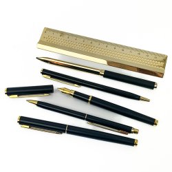 Vintage fyldepen skrives�t i sort og gyldent