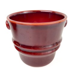 Roter Retro Blumentopf