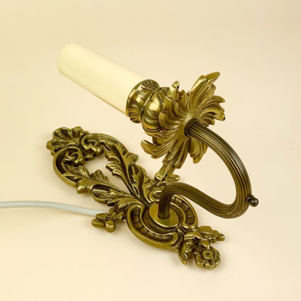 Vintage v�glampe messing ornament