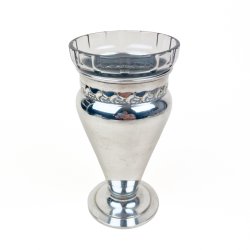 Elegant vintage s�lv vase