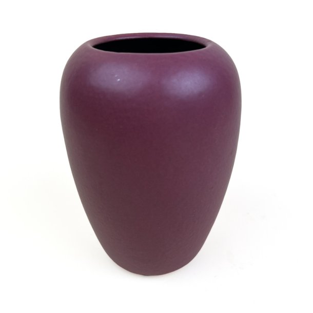 Elegant bordeaux vintage Scheurich vase