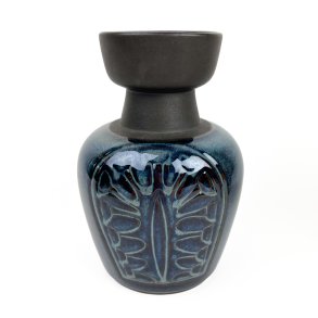 Smuk bl� S�holm vase � Einar Johansen 3325