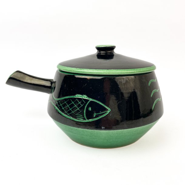 Retro-Heringskrug mit grner Glasur.