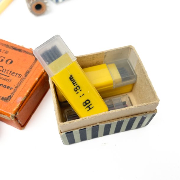 Vintage kunstmaterialer til blyanttegning