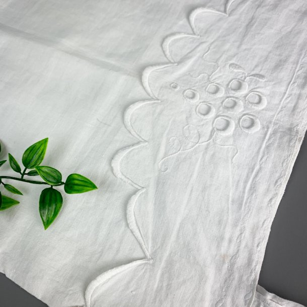 Hvid vintage top med broderi