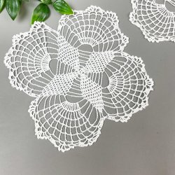 To hklede vintage flakoner