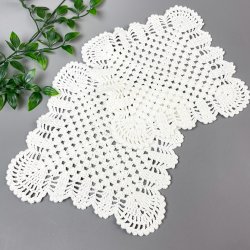 To h�klede vintage flakoner