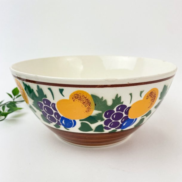 Hndmalet vintage frugtskl