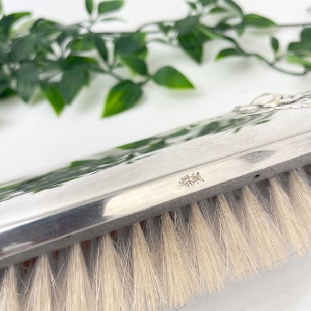 Vintage brste og kam i to-trnet slv