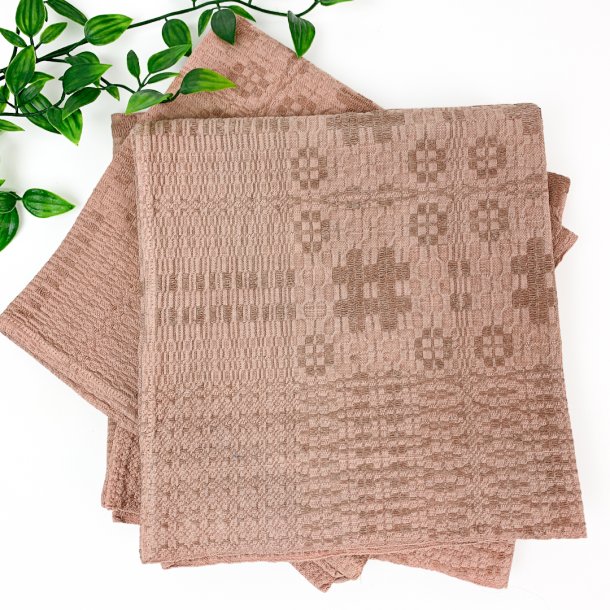 Fire rosa rosa mundservietter