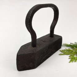 Antikes Bgeleisen aus Gusseisen.