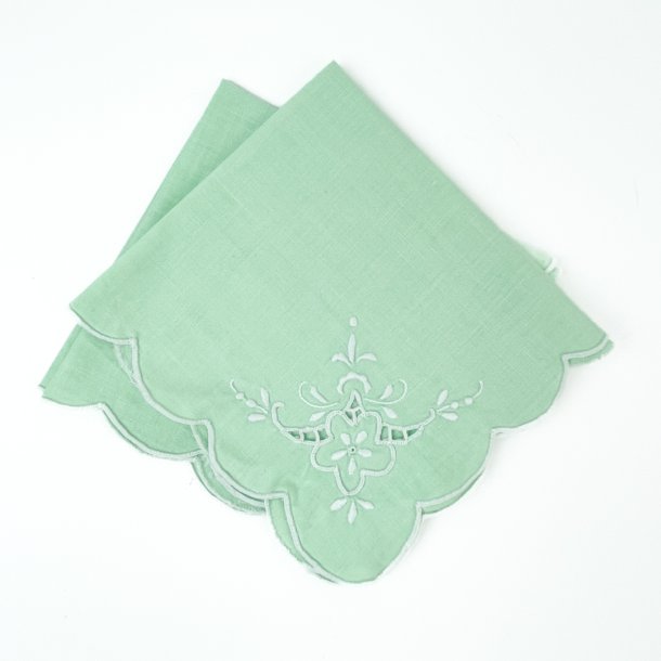 To grnne vintage mundservietter