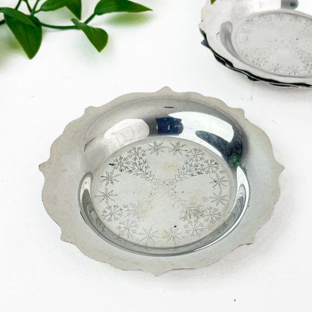 Fire sm vintage glasbakker