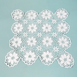 Hklet hvid vintage lysedug