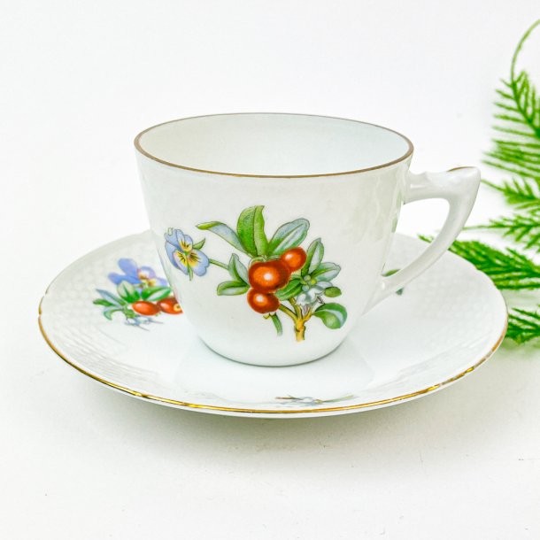 Kaffeetasse  Balder (Hagebutte), B&G Nr. 102