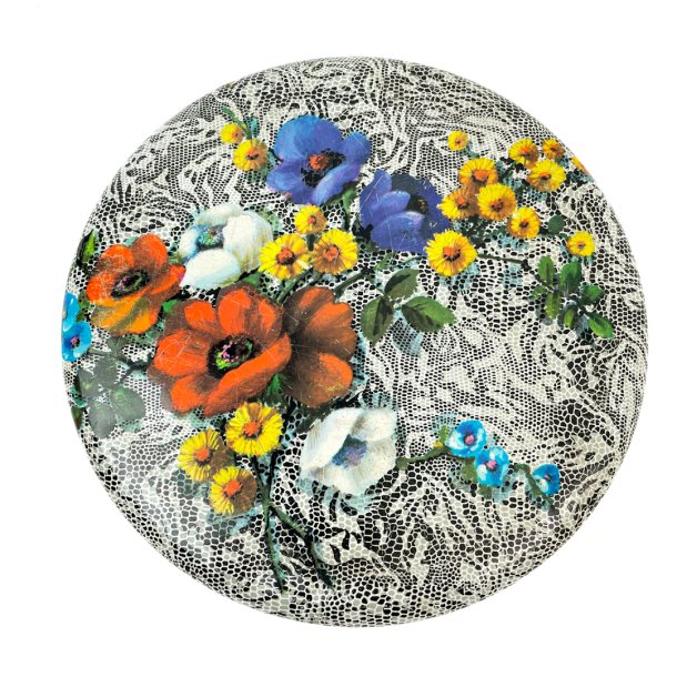 ChatGPT sagde:  Vintage Keksdose mit Blumen