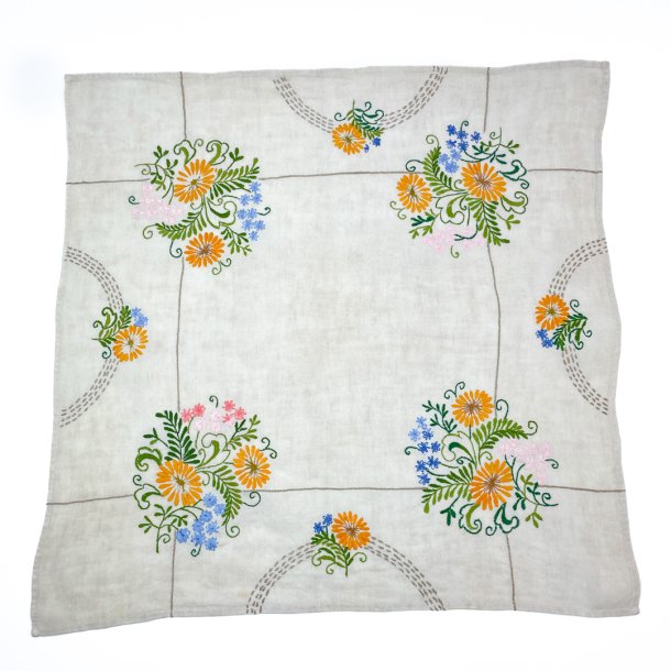 Vintage lysedug i hr med blomsterbroderi 