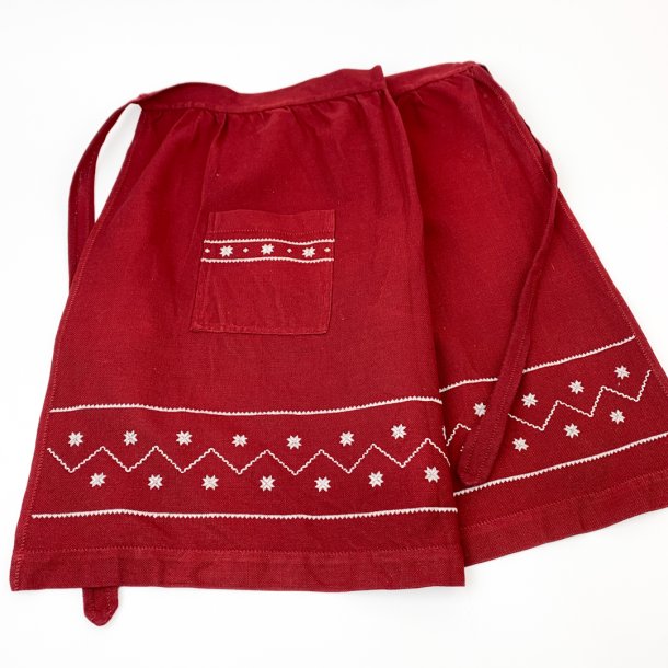 Rd vintage forklde med hvid broderi