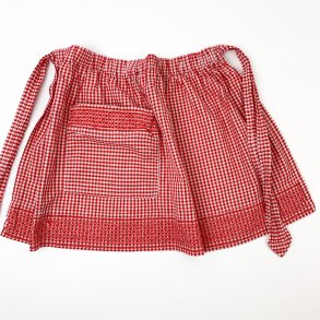 Rot-weies vintage Mdchenschrze