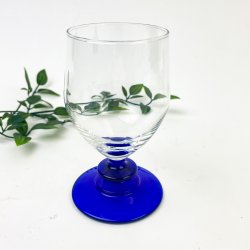 Franzsisches Retro-Weiweinglas  blauer Stiel