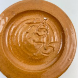 Schwarze vintage Keramiktassen 