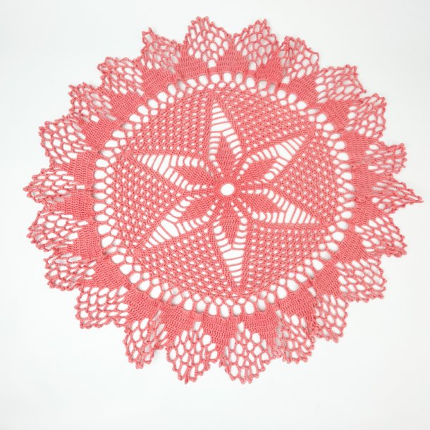 Stor, hklet rosa vintage lysedug