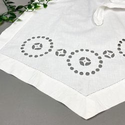 Vintage serveringsforklde med broderi