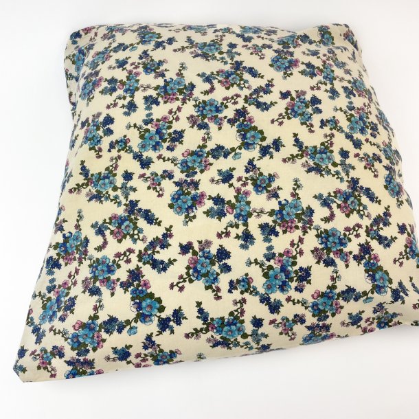 Retro pudebetrk med bl blomster