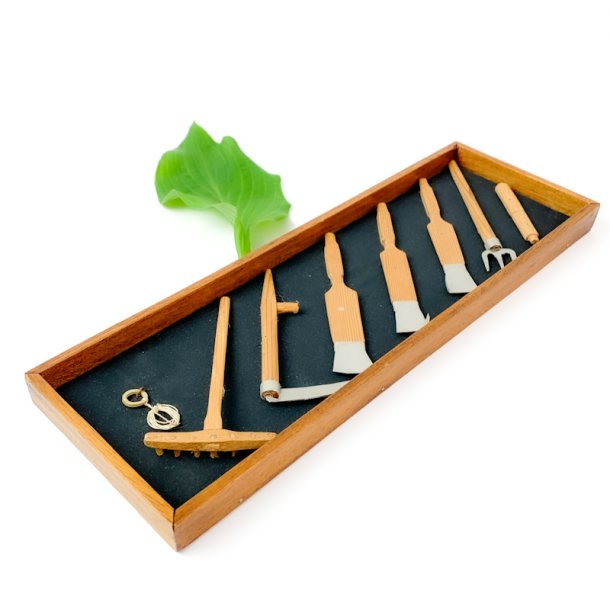 Miniature landbrugsredskaber 