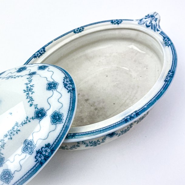 Antike Terrine - Vine, Cetem Ware ca. 1890.