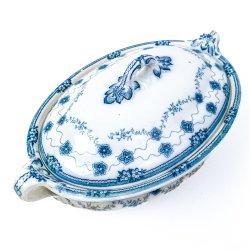 Antike Terrine - Vine, Cetem Ware ca. 1890.