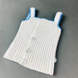 Strikket vintage undertrje til dukke