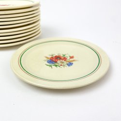 Dessertteller mit Wildblumenmotiv