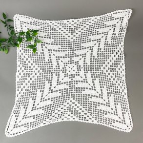 Wunderschne Vintage-Hkeldecke in Wei