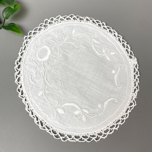 Broderet hvid vintage flakon