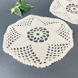 To cremefarvede vintage flakoner